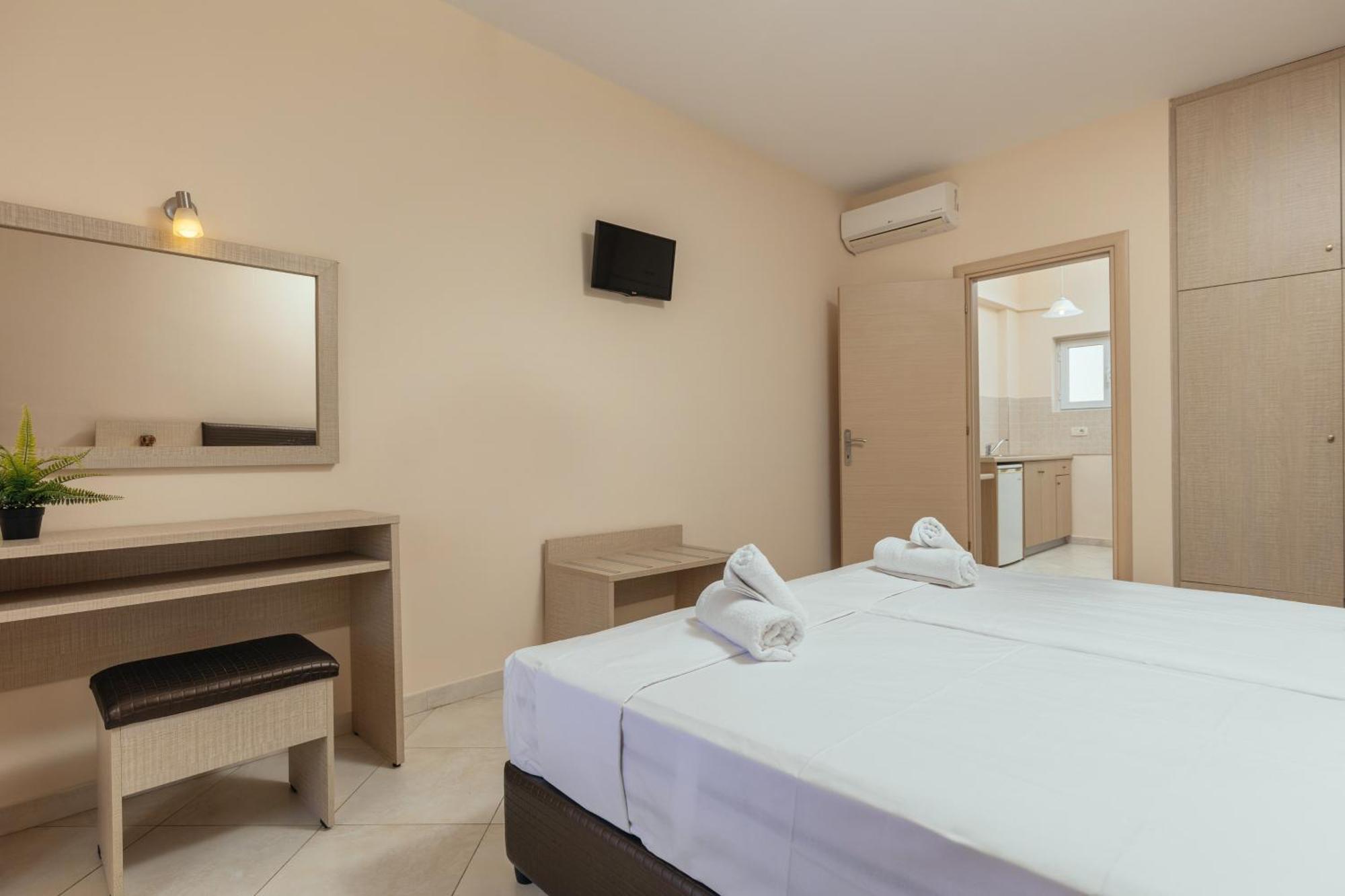 Yakinthos Hotel Laganas Eksteriør billede